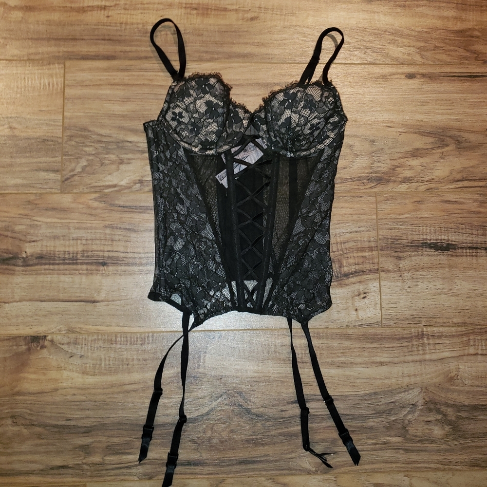 Victoria Secret Corset size: XS